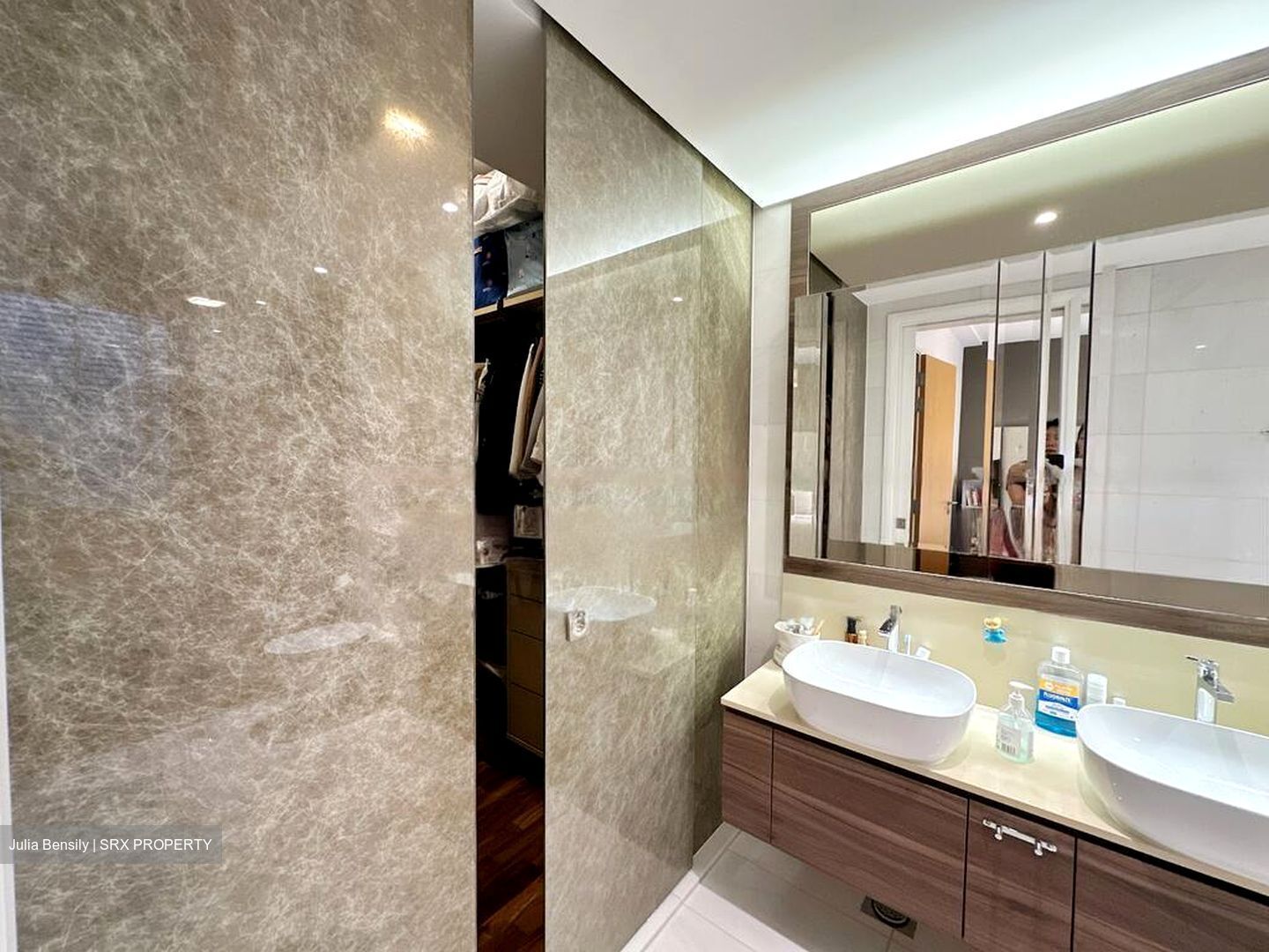 Hillcrest Villa (D11), Terrace #447888991